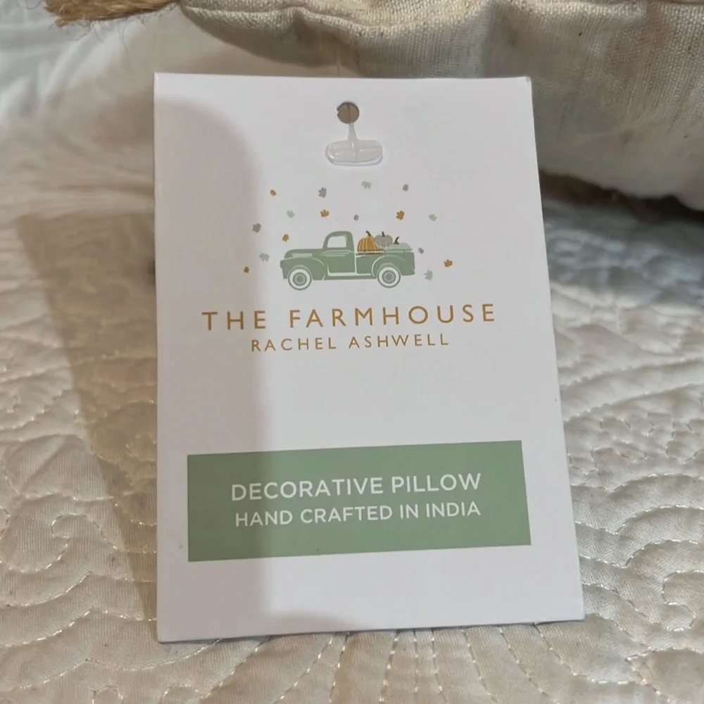 The‎ Farmhouse Rachel Ashwell decorative pillow, NWT